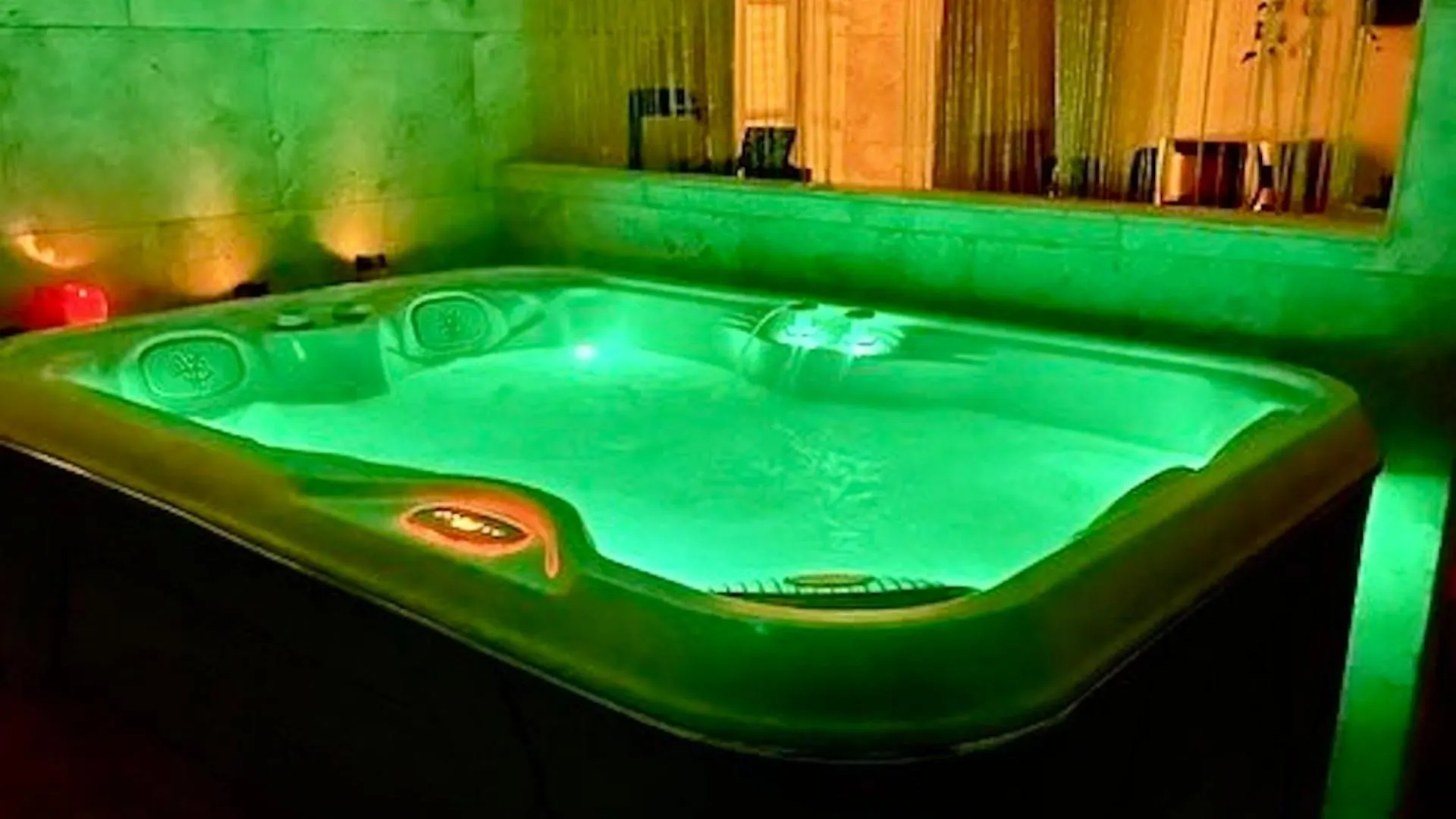 Le Prieure - Suites Romantiques Spa Privatif, Piscine, Jardin, Massages Proche De Toulouse Verfeil